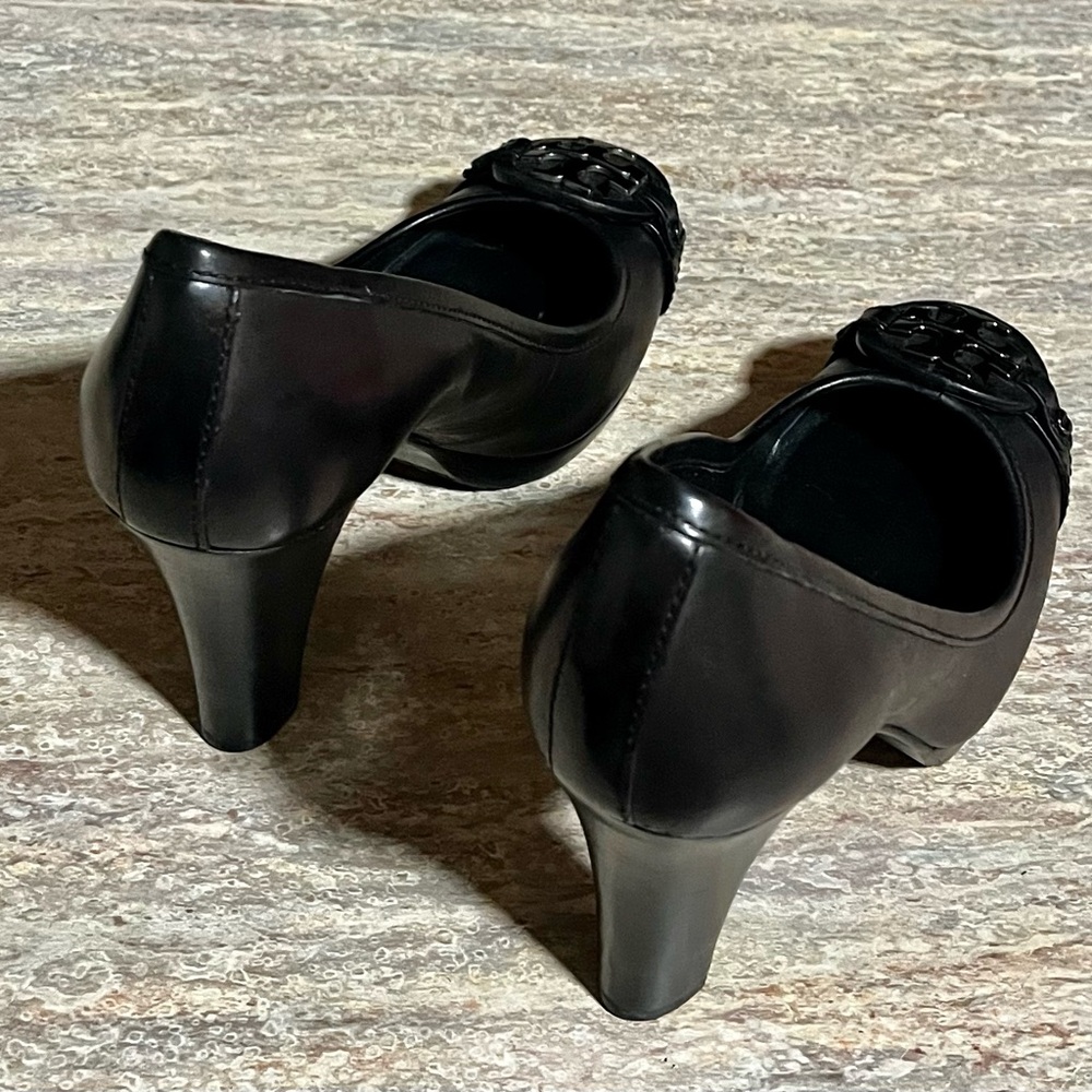 Tory Burch Austin Dark Brown Calista Logo Cone Heels with Signature Medallion - Picture 5 of 17